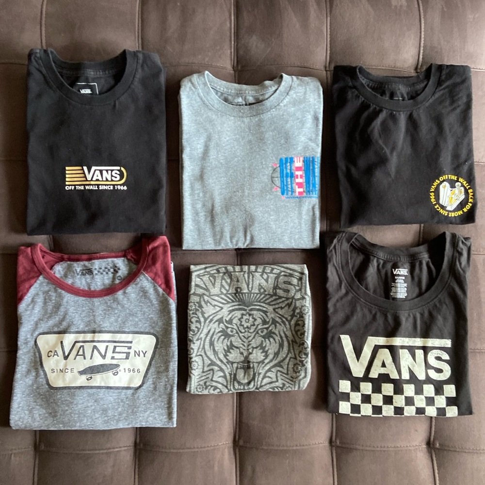 VANS T-Shirt Lot (6) Assorted Styles And Sizes Pre-Owned